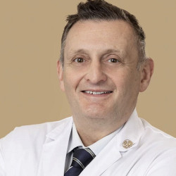 Dr. Erbszt Andr&aacute;s - 