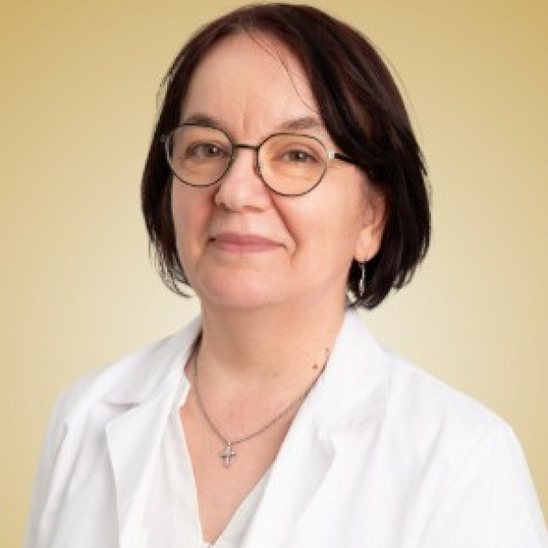 Dr. Szab&oacute; Andrea - Gyermekkardiol&oacute;gus