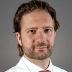Dr. Kubik András - Urológus