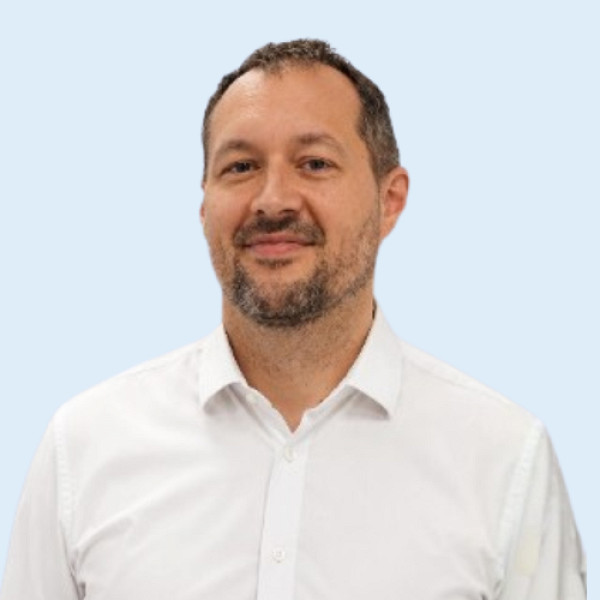 Dr. &Ouml;rd&ouml;gh Csaba - Ortop&eacute;dus, K&eacute;zseb&eacute;sz 