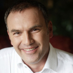 Dr. F&uuml;l&ouml;p Istv&aacute;n - Nőgy&oacute;gy&aacute;sz