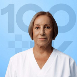 Dr. Kar&aacute;csonyi Erzs&eacute;bet - T&uuml;dőgy&oacute;gy&aacute;sz, Pulmonol&oacute;gus