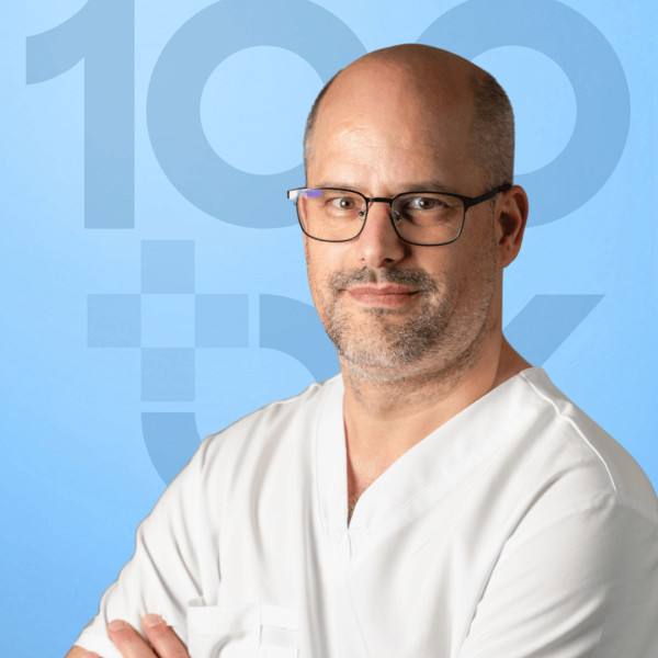 Dr. Kup&aacute;s J&aacute;nos D&aacute;vid - Nőgy&oacute;gy&aacute;sz