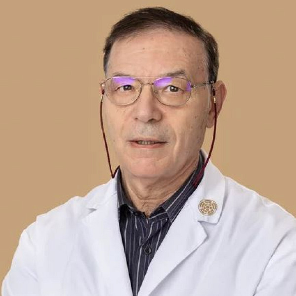 Prof. Dr. Bal&oacute; J&oacute;zsef M&aacute;ty&aacute;s - Bőrgy&oacute;gy&aacute;sz