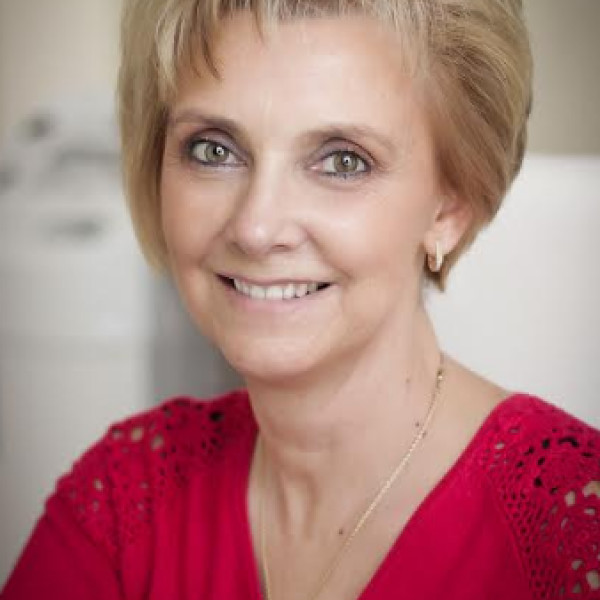Dr. Molnár Marianna - Fül-orr-gégész, Gyermek fül-orr-gégész