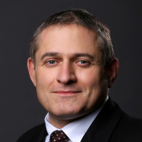 Dr. Moln&aacute;r Szabolcs PhD - Ortop&eacute;dus