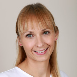 Dr. Farkas Katalin - Sebész