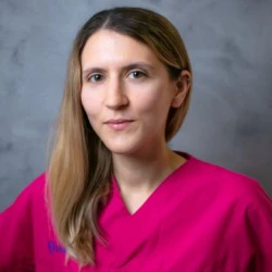 Dr. Vánkos Borbála - Fogorvos