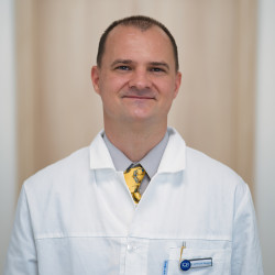 Dr. Lehoczki Gergely - Proktol&oacute;gus