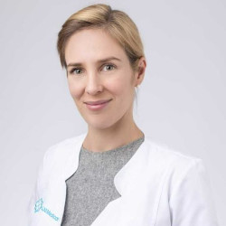 Dr. Benkovics Júlia - Nőgyógyász