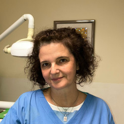 Dr. Tóth Gabriella - Fogorvos, Gyermekfogász
